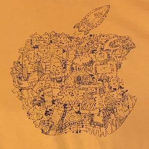 Classic Apple logo T-shirt. Size M 20 1/2 26